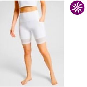 Mesh biker shorts with pockets